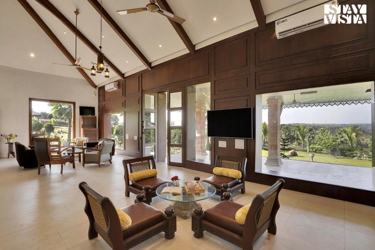 Stayvista'S Lakeside Whispers - Lake & Mountain-View Villa With Lawn & Indoor-Outdoor Games Nagpur Luaran gambar